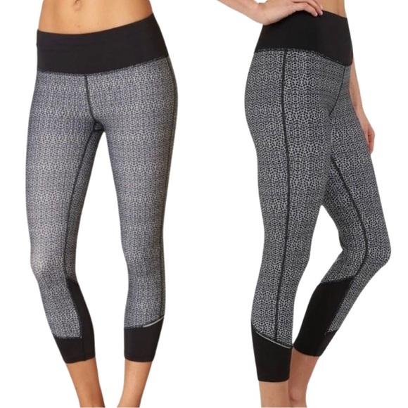 PRANA Lot of 3 Pair XS Leggings and Capri Pants Printed - Picture 2 of 16